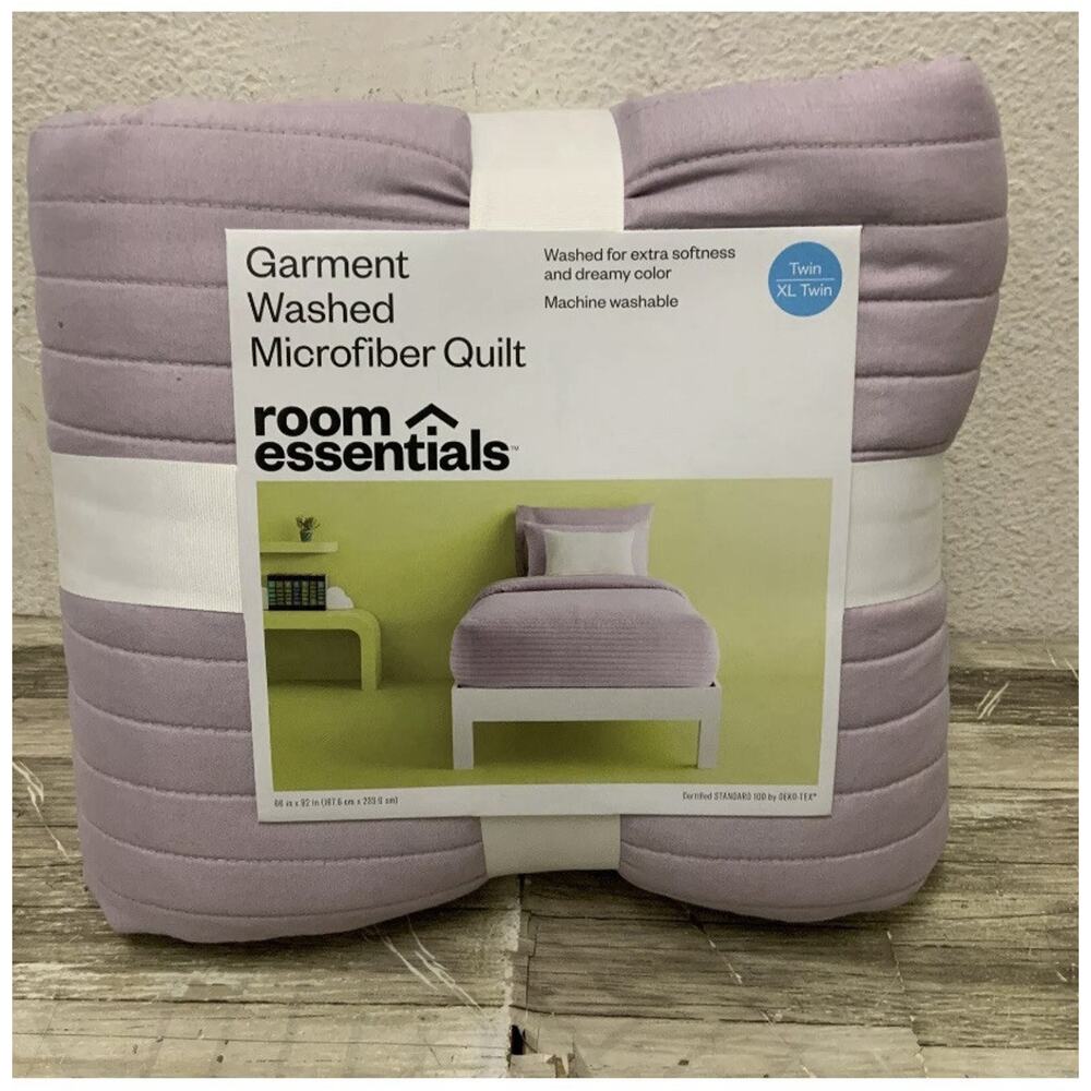 Room Essentials Faux Shearling Reversible Comforter Sherpa